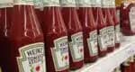 Molhos de Ketchup da Heinz nas prateleiras (Foto: Reprodução/ Internet)