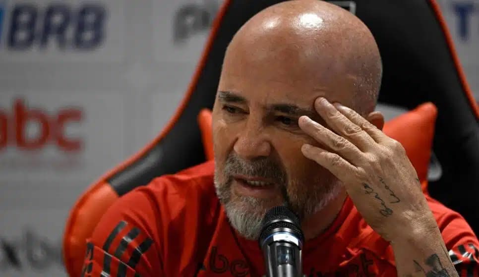 “Vai derrubar”: Filipe Luís faz declaração choca torcida do Flamengo (Foto: Reprodução)