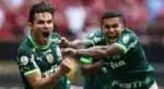Camisas do Palmeiras geram receitas milionárias ao clube; Raphael Veiga e Dudu celebrando gol (Foto: Reprodução/ Cesar greco/ SE Palmeiras)