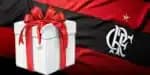 Presente de Natal e logo do Flamengo (Foto: Reprodução / Internet)


