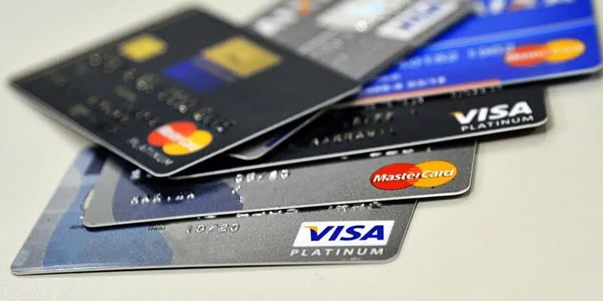 Cartões de crédito (Foto: Reprodução/Agência Brasil)