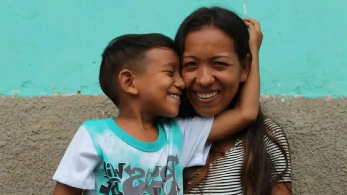 Bolsa Família Mães solteiras (Foto: Visão Mundial Brasil/ BBC)