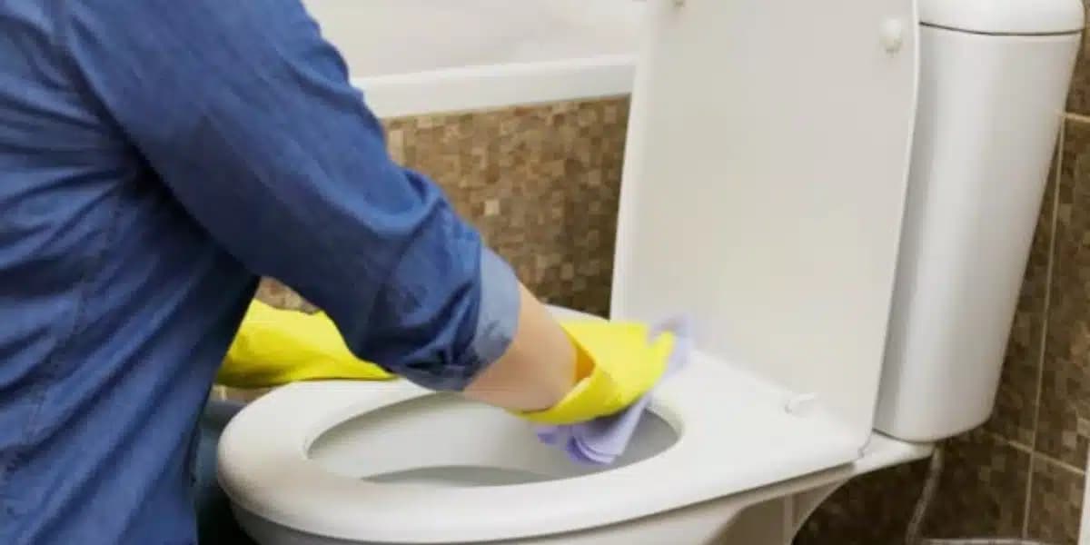 Limpeza complicada? Método infalível para limpar seu banheiro (Foto: iStock)