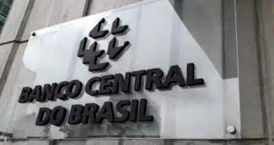 Banco Central do Brasil releva PIX de mais de 8 bilhões de reais (Foto: Reprodução/ Internet)