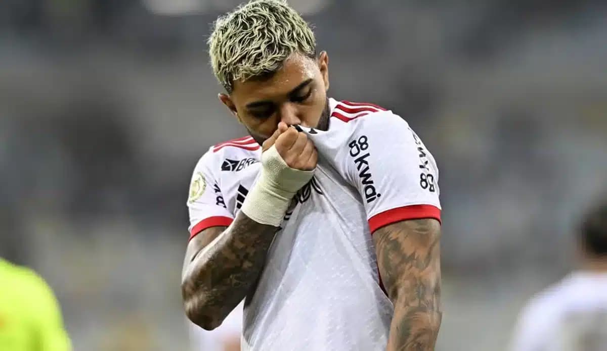 Gabigol é apaixonado pelo Flamengo, mas não deve permanecer no clube em 2025 (Foto: Reprodução/ Thiago Ribeiro/ AGIF)