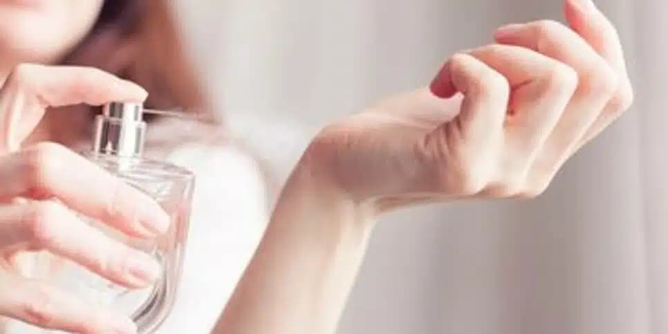 Encontre o perfume perfeito: 5 fragrâncias femininas ideais para o Dia dos Namorados (Foto: Reprodução/Internet) 