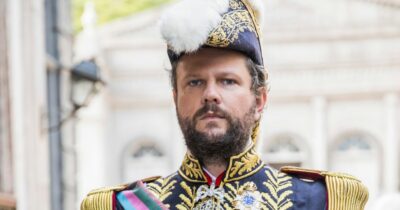 Nos Tempos do Imperador: Dom Pedro II abdica do trono pela guerra