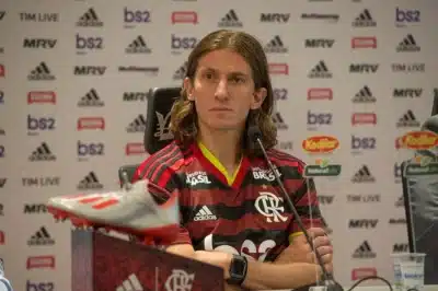 Filipe Luís não se cala e expõe dificuldade no Flamengo: “Lembro de discussões com Jorge Jesus”
