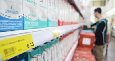 Inflação alimentar: Notícia de aumento absurdo dos preços do LEITE e seus derivados assusta brasileiros