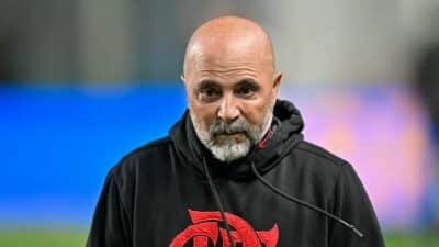 Técnico do Flamengo, Jorge Sampaoli fala diretamente à torcida após polêmica com Pedro