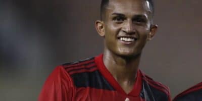 R$ 183 milhões: Venda de Wesley será a terceira maior da história do Flamengo