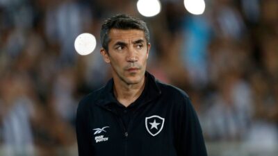 Bruno Lage escorrega e Maycon não perde a oportunidade de desmantelar o esquema do Botafogo