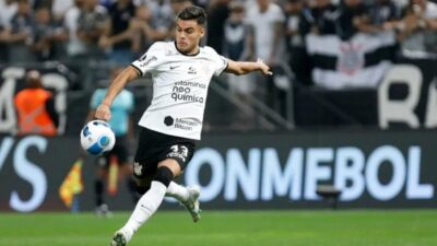 R$ 37 milhões e desembarca em SP: Corinthians deve fechar contratação para bater com Fausto Vera