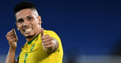 Paulinho sofre com intolerância religiosa após estreia pela Seleção Brasileira