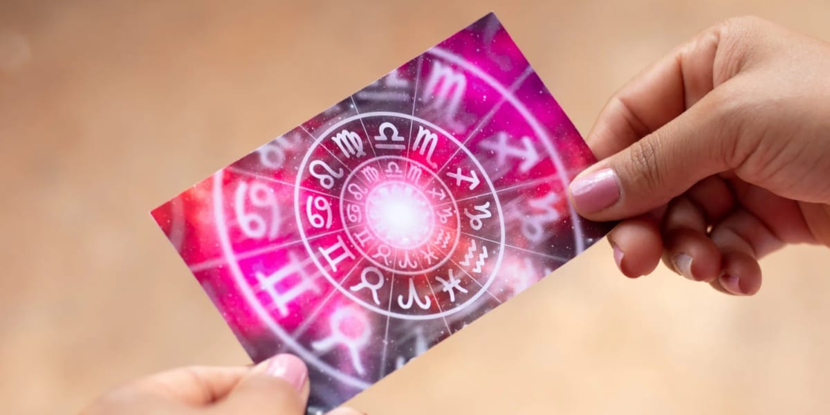 Astrólogos revelam os signos com sorte no amor e na vida profissional (Imagem Reprodução Internet) Câncer, Touro, Capricórnio, Leão e Peixes