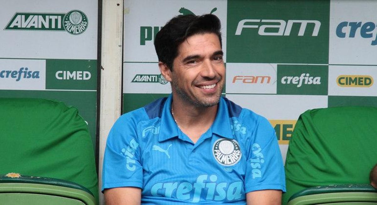 Abel Ferreira recebeu oferta de clube do Catar e decidiu ficar até o fim do contrato em 2024 (Foto: Reprodução/ TV Palmeiras)