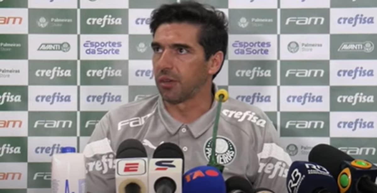 Abel Ferreira em coletiva pós-jogo sobre volta de Endrick (Foto: Reprodução/ TV Palmeiras/ YouTube)