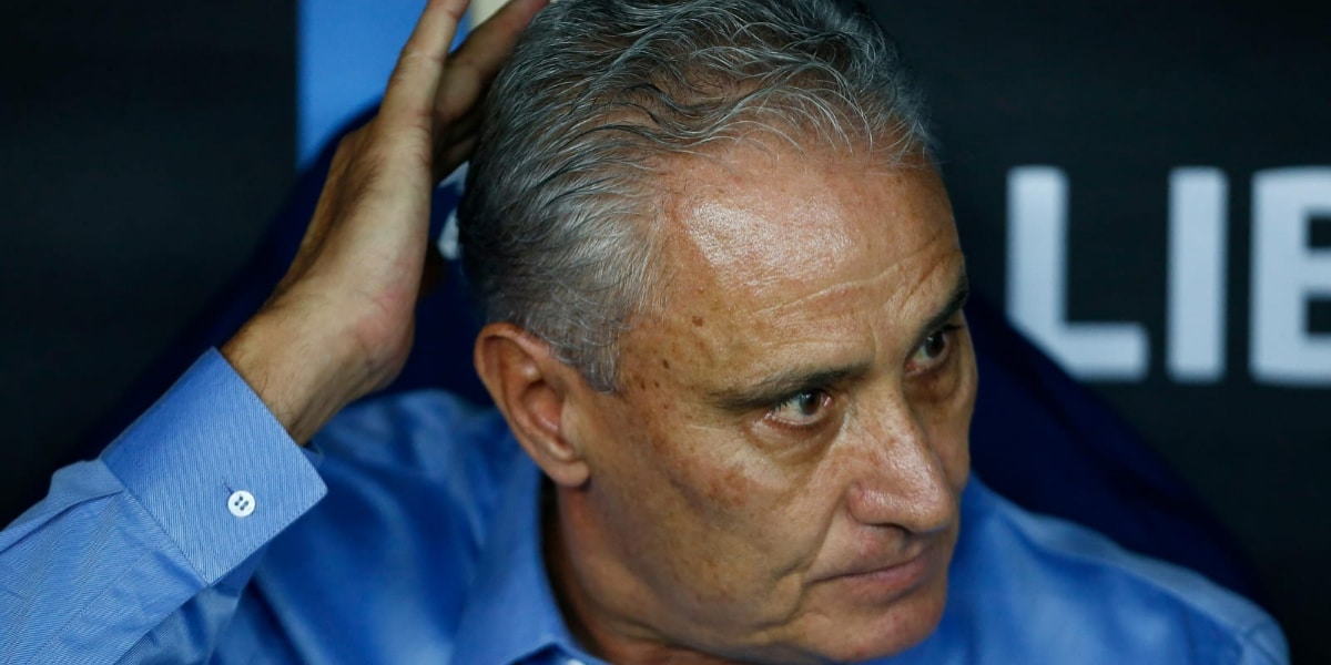 Flamengo time técnico Tite vê jogador ser roubado das suas mãos pelo Palmeiras (Foto: Wagner Meier/Getty Images)
