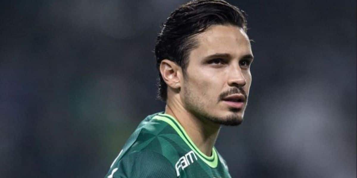 Raphael Veiga se destaca no Palmeiras (Foto: Reprodução/Instagram)