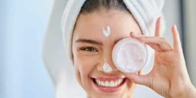 Conheça os motivos de hidratar a pele em até 3 minutos após o banho no outono