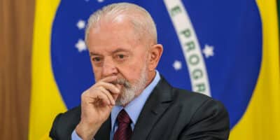 Lula anuncia fim de R$1.412 e novo valor do Salário Mínimo 2025 é decidido pelo governo