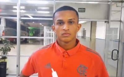 Lateral Wesley ganha proposta e deve sair do Flamengo, saiba quando